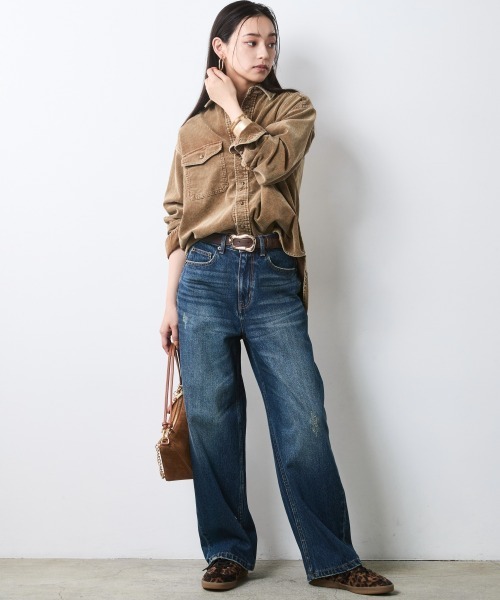 CHIC STYLE（シックスタイル）の「硫化染コーデュロイシャツ＜大きいサイズ有＞シックスタイル（シャツ/ブラウス・レディース・ブラック/モカ/ブルー・3L/LL/L/M/5L/4L）」の5枚目の写真