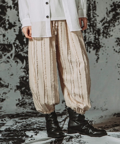 NO ID.(ノーアイディ)の「【NO ID.】Easy Balloon Pants / イージーバルーンPT(その他パンツ・メンズ・ブラック/アイボリー/その他23・1/2)」の1枚目の写真
