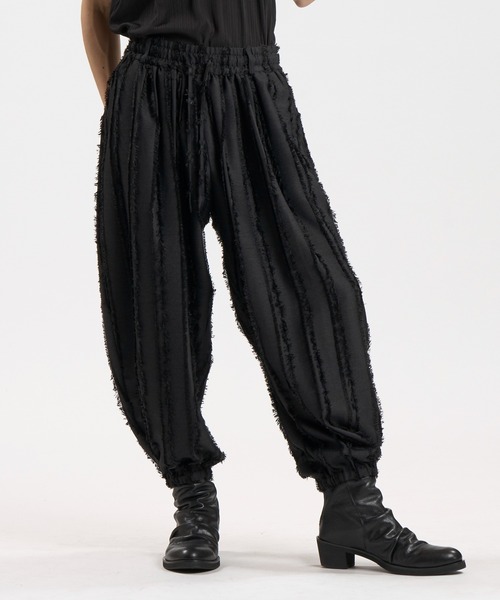 NO ID.(ノーアイディ)の「【NO ID.】Easy Balloon Pants / イージーバルーンPT(その他パンツ・メンズ・ブラック/アイボリー/その他23・1/2)」の2枚目の写真
