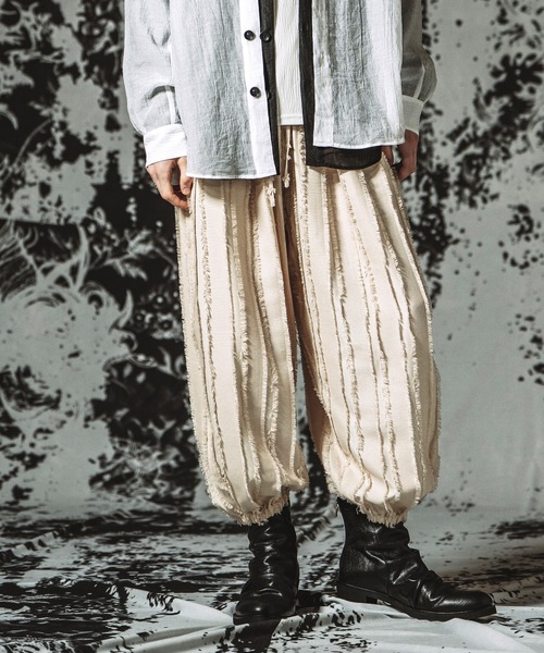 NO ID.(ノーアイディ)の「【NO ID.】Easy Balloon Pants / イージーバルーンPT(その他パンツ・メンズ・ブラック/アイボリー/その他23・1/2)」の11枚目の写真