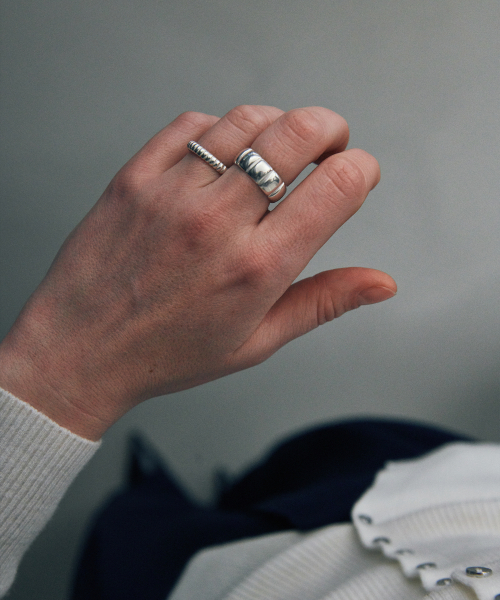 VERTE（ベフト）の「Cinq.802 / bomber ring（リング・レディース・その他・11/15 /13/17）」の4枚目の写真