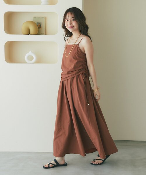 La boutique BonBon(ラブティックボンボン)の「【大人ニュアンスワンピース】ドロストキャミワンピース(ワンピース・レディース・ネイビー/ブラウン/ピンク・38/36)」の7枚目の写真