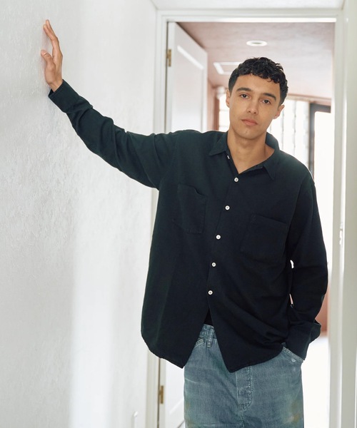 AUTHEN(オーセン)の「【AUTHEN】オーセン/ SILKNIZED TWILL REGULAR SHIRT(ユニセックス)(シャツ/ブラウス・メンズ・ブラック/オフホワイト/ブラウン/ブラック系その他・MEDIUM/LARGE/SMALL)」の5枚目の写真