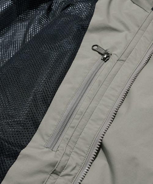 Cassette Chart(カセットチャート)の「【THE NORTH FACE】2000 RETRO MTLT JK(マウンテンパーカー・メンズ・ベージュ/パープル・L/M)」の10枚目の写真