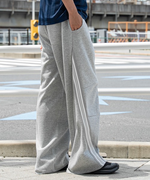 WEGO(ウィゴー)の「WEGO/【26年春夏新作】ラインスウェットカバーフィットパンツ(スウェットパンツ・メンズ・ブラック/杢グレー・LARGE/MEDIUM)」の11枚目の写真