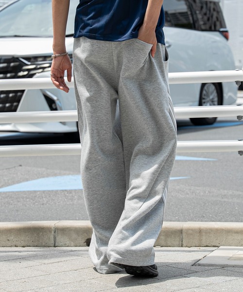 WEGO(ウィゴー)の「WEGO/【26年春夏新作】ラインスウェットカバーフィットパンツ(スウェットパンツ・メンズ・ブラック/杢グレー・LARGE/MEDIUM)」の12枚目の写真