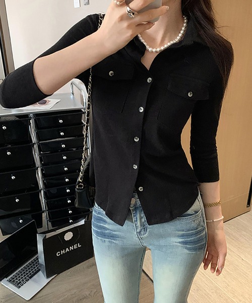 Girly Doll(ガーリードール)の「レギュラーカラーフラップデザインスリムシャツ(Tシャツ/カットソー・レディース・キャメル/オフホワイト/ブラック・FREE)」の15枚目の写真