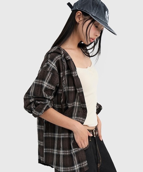 raucohouse(ラウコハウス)の「ワッシャー加工チェック柄フード付きシャツジャケット(シャツ/ブラウス・レディース・ブラウン・FREE)」の8枚目の写真