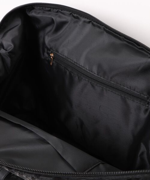 TONE SELECT GOODS(トーンセレクトグッズ)の「Liaa/ヴィンテージニュアンス フラップボストンバッグ A18847(ボストンバッグ・レディース・ピンク/アイボリー/ブラック・FREE)」の12枚目の写真