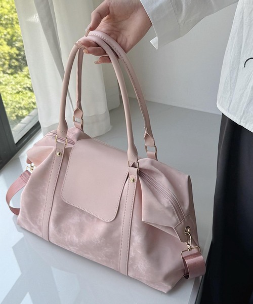 TONE SELECT GOODS(トーンセレクトグッズ)の「Liaa/ヴィンテージニュアンス フラップボストンバッグ A18847(ボストンバッグ・レディース・ピンク/アイボリー/ブラック・FREE)」の3枚目の写真