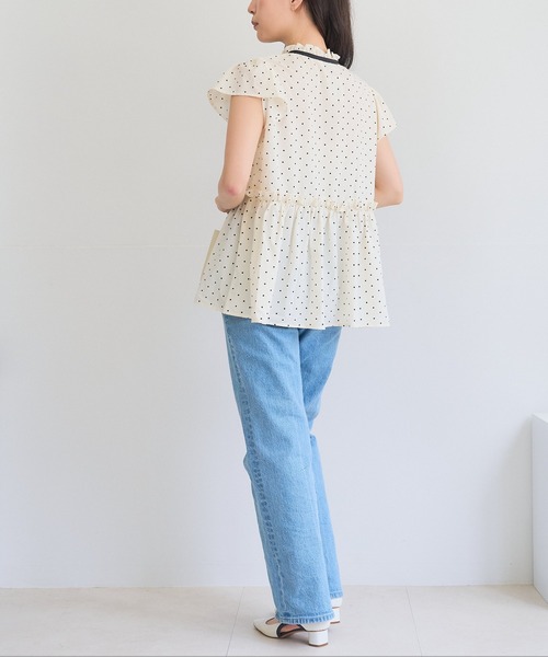 Neige（ネージュ）の「フレンチドットリボンペプラムブラウス（シャツ/ブラウス・レディース・アイボリー/ブラック・ONE SIZE）」の9枚目の写真