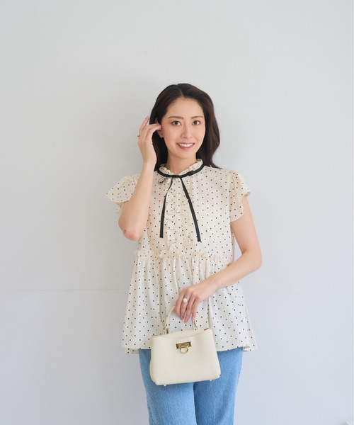 Neige（ネージュ）の「フレンチドットリボンペプラムブラウス（シャツ/ブラウス・レディース・アイボリー/ブラック・ONE SIZE）」の10枚目の写真