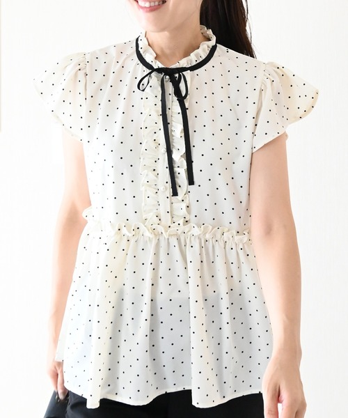 Neige（ネージュ）の「フレンチドットリボンペプラムブラウス（シャツ/ブラウス・レディース・アイボリー/ブラック・ONE SIZE）」の17枚目の写真