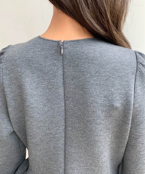 BIRTHDAY BASH(バースデイバッシュ)の「PEARL BUTTON PEPLUM TOPS(パールボタンペプラムトップス)(Tシャツ/カットソー・レディース・グレー・FREE)」の16枚目の写真