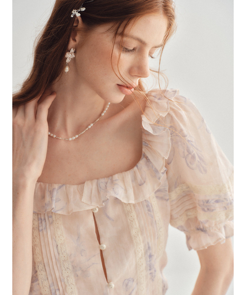SINCETHEN(シンスゼン)の「セレナ フリルブラウス(シャツ/ブラウス・レディース・その他・SMALL/MEDIUM/LARGE)」の3枚目の写真