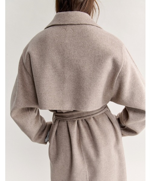 Maison Kitsune(メゾンキツネ)の「DOUBLE-FACE BELTED WOOL COAT(チェスターコート・レディース・ブラウン系その他・S/XS/L/M)」の2枚目の写真