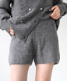 プレート付きニットショートパンツ