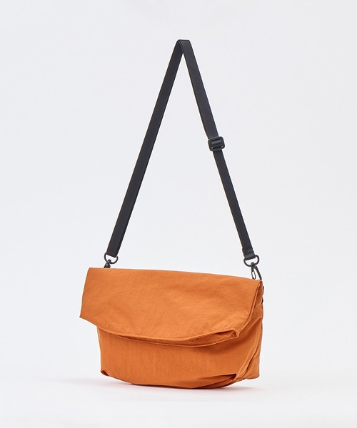 NESK(ネスク)の「【NESK】ショルダーバッグ NS-026A(ショルダーバッグ・メンズ・オレンジ/グレー/ブラック/ベージュ・FREE)」の4枚目の写真