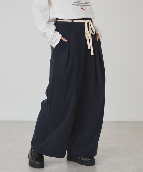 AMERICAN HOLIC(アメリカンホリック)の「【マルチ機能】カットコーデュロイストレートワイド(その他パンツ・レディース・アイボリー/ライトイエロー/グレイッシュベージュ/チャコールグレー・L/M)」の18枚目の写真