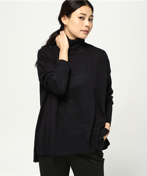 Pierrot（ピエロ）の「リッチカシミアタッチ オーバーサイズ タートルニット（ニット/セーター・レディース・ボルドー/杢グレー/グレイッシュベージュ/キャメル/ネイビー・L/M）」の15枚目の写真