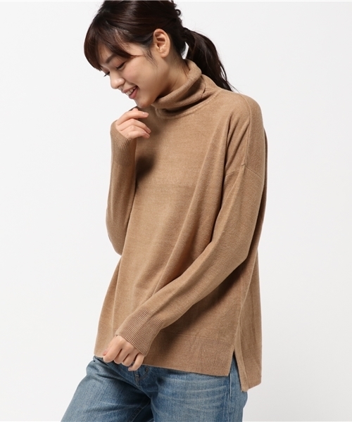 Pierrot（ピエロ）の「リッチカシミアタッチ オーバーサイズ タートルニット（ニット/セーター・レディース・ボルドー/杢グレー/グレイッシュベージュ/キャメル/ネイビー・L/M）」の16枚目の写真