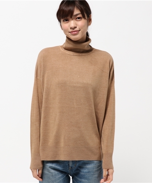 Pierrot（ピエロ）の「リッチカシミアタッチ オーバーサイズ タートルニット（ニット/セーター・レディース・ボルドー/杢グレー/グレイッシュベージュ/キャメル/ネイビー・L/M）」の9枚目の写真