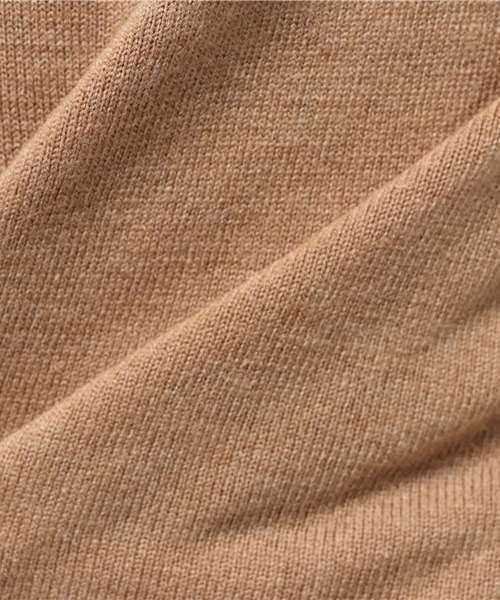 Pierrot（ピエロ）の「リッチカシミアタッチ オーバーサイズ タートルニット（ニット/セーター・レディース・ボルドー/杢グレー/グレイッシュベージュ/キャメル/ネイビー・L/M）」の8枚目の写真