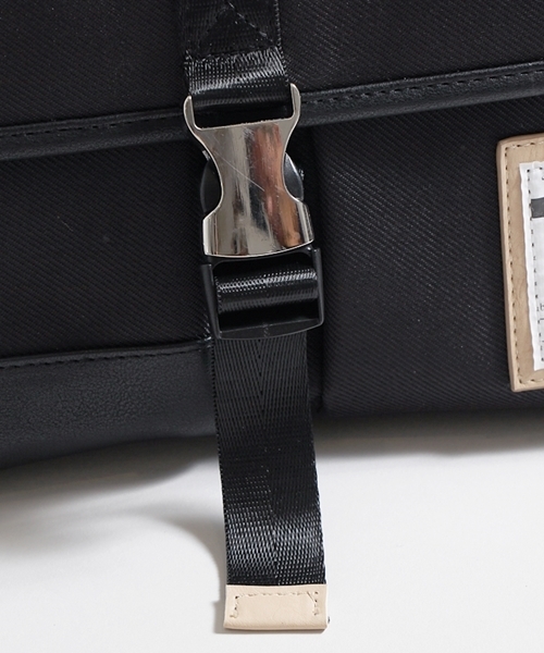 WEGO(ウィゴー)の「WEGO/メタルバックルフラップショルダーバッグ(ショルダーバッグ・メンズ・グレー/ネイビー/ブラック・FREE)」の10枚目の写真