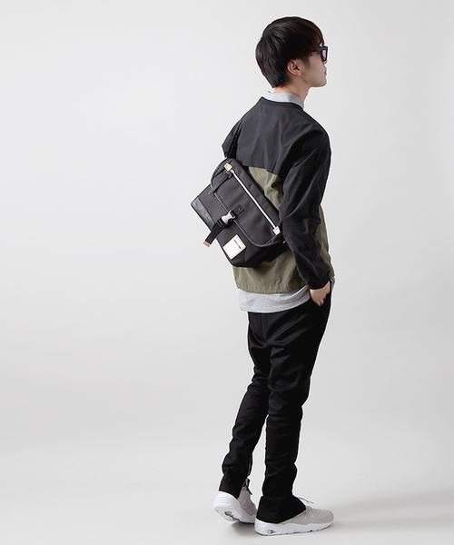 WEGO(ウィゴー)の「WEGO/メタルバックルフラップショルダーバッグ(ショルダーバッグ・メンズ・グレー/ネイビー/ブラック・FREE)」の17枚目の写真