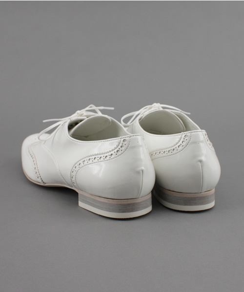 603（ロクマルサン）の「603　ウイングチップドレスシューズ（その他シューズ・メンズ・ホワイト・SMALL/M size/L size）」の2枚目の写真