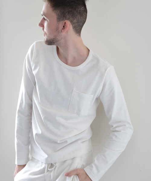 Denime（ドゥニーム）の「【MadeInJapan】BASIC CUTSEW/ベーシックカットソークルーネックポケットロンＴ（Tシャツ/カットソー・メンズ・杢グレー/ホワイト/ワイン/ブラック/ネイビー・SMALL/MEDIUM/LARGE/X-LARGE）」の2枚目の写真