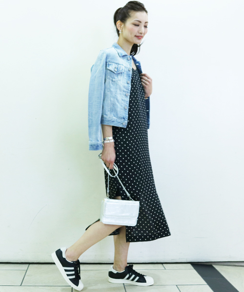 CAPRICIEUX LE'MAGE(カプリシューレマージュ)の「〈Su magazine掲載〉ドットキャミドレス(ワンピース・レディース・ブラック/ホワイト・FREE)」の5枚目の写真