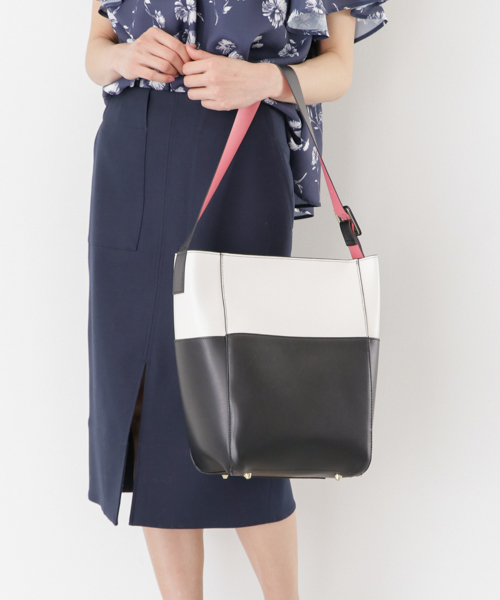 RODE SKO(ロデスコ)の「RODE SKO COKKIE 縦長トート(トートバッグ・レディース・ベージュ/ブラック系その他/グレー・FREE)」の2枚目の写真