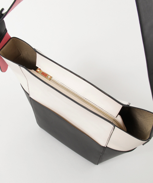 RODE SKO(ロデスコ)の「RODE SKO COKKIE 縦長トート(トートバッグ・レディース・ベージュ/ブラック系その他/グレー・FREE)」の21枚目の写真