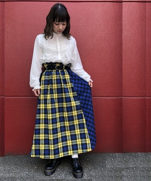 tiptop（ティップトップ）の「ベルト付チェック柄パネル切替ロング丈