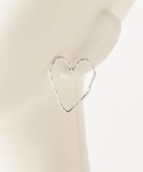 BEAUTY&YOUTH UNITED ARROWS（ビューティーアンドユースユナイテッドアローズ）の「BY∴ ハートピアス ◆（ピアス（両耳用）・レディース・ゴールド/シルバー・FREE）」の7枚目の写真