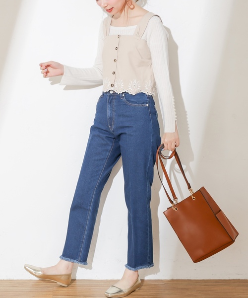 natural couture（ナチュラルクチュール）の「センタープレスデニム（デニムパンツ・レディース・アイボリー/ブルー・SMALL/MEDIUM）」の12枚目の写真