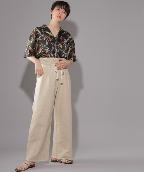 PAGEBOY（ページボーイ）の「チェーンカイキンシャツ（シャツ/ブラウス・レディース・ホワイト/ブラック/ベージュ・FREE）」の6枚目の写真