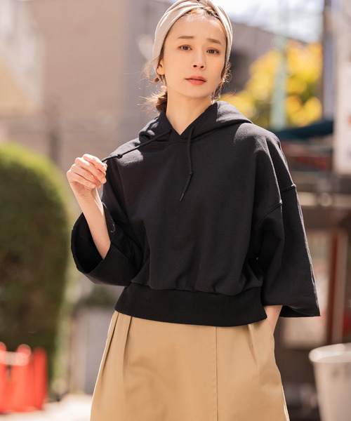 ROOPTOKYO（ループトウキョウ）の「made in standard SHORT LENGTH PULL HOODY（パーカー・レディース・ホワイト/ブラック/グレー/ライム・FREE）」の3枚目の写真