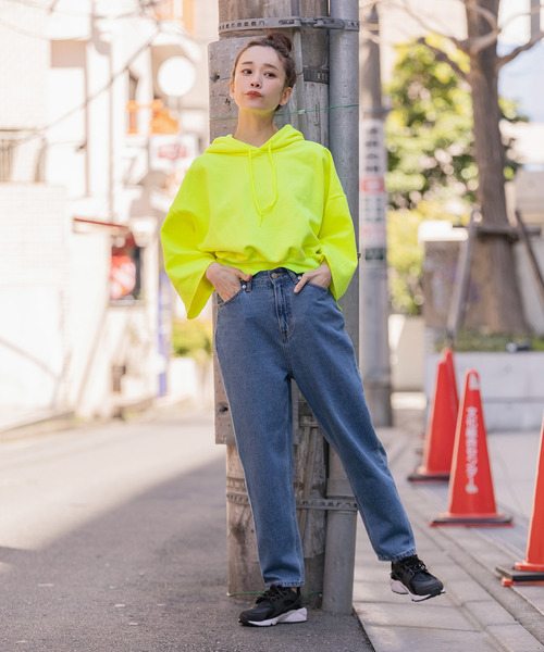 ROOPTOKYO（ループトウキョウ）の「made in standard SHORT LENGTH PULL HOODY（パーカー・レディース・ホワイト/ブラック/グレー/ライム・FREE）」の15枚目の写真