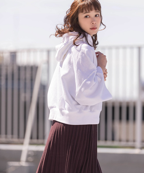 ROOPTOKYO（ループトウキョウ）の「made in standard SHORT LENGTH PULL HOODY（パーカー・レディース・ホワイト/ブラック/グレー/ライム・FREE）」の13枚目の写真