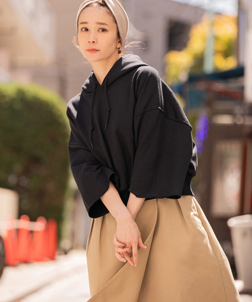 ROOPTOKYO（ループトウキョウ）の「made in standard SHORT LENGTH PULL HOODY（パーカー・レディース・ホワイト/ブラック/グレー/ライム・FREE）」の11枚目の写真