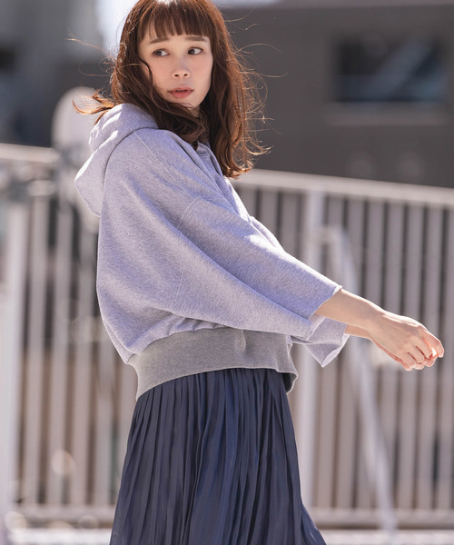 ROOPTOKYO（ループトウキョウ）の「made in standard SHORT LENGTH PULL HOODY（パーカー・レディース・ホワイト/ブラック/グレー/ライム・FREE）」の6枚目の写真