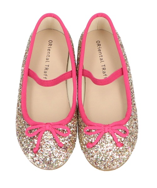 ORiental TRaffic（オリエンタルトラフィック）の「キッズ バレエ シューズ K-902（パンプス・キッズ・ブラック/レインボー/レッド/シルバー/ゴールド/ピンク/ブルー/ベージュ・15.0cm/16.0cm/17.0cm/18.0cm/19.0cm/20.0cm）」の19枚目の写真