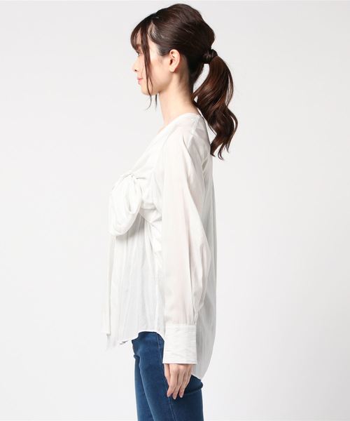 新品タグ付き定価35000円！JANE SMITH＊ボータイブラウス 38｜レディース