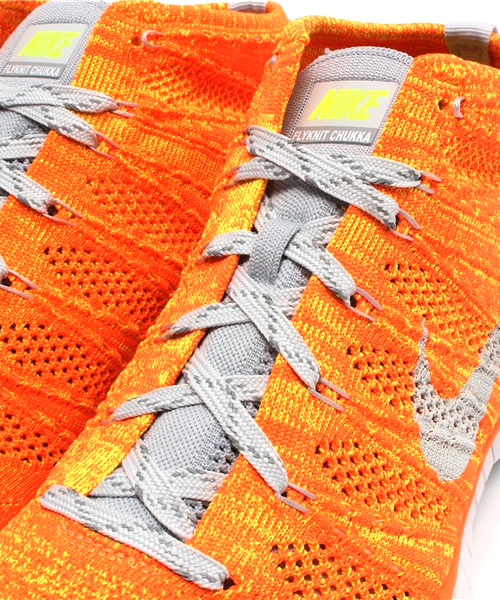 BEAMS（ビームス）の「NIKE / フリー フライニット チャッカ（スニーカー・メンズ・ブラック/オレンジ・26.0cm/27.5cm/27.0cm/26.5cm/28.0cm/28.5cm）」の7枚目の写真