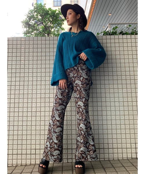 ペイズリー柄 フレアパンツ 再販 ペイズリー柄がかわいい！暑い夏にぴったりの涼しげ