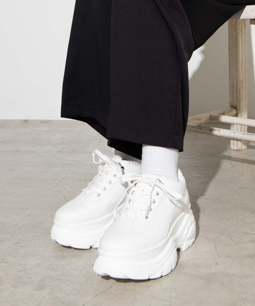 WEGO（ウィゴー）の「WEGO/ボリュームソールスニーカー（スニーカー・レディース・ブラック/ホワイト/その他1・LARGE/MEDIUM）」の10枚目の写真