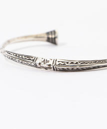 TOMORROWLAND（トゥモローランド）の「Adawat’n Tuareg TAFOUKT シルバーバングル（バングル/リストバンド）」