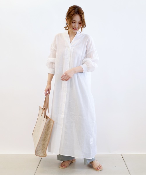 DouDou(ドゥドゥ)の「バックスピンドルシャツワンピース(ワンピース・レディース・オフホワイト/ブルーグリーン・FREE)」の1枚目の写真